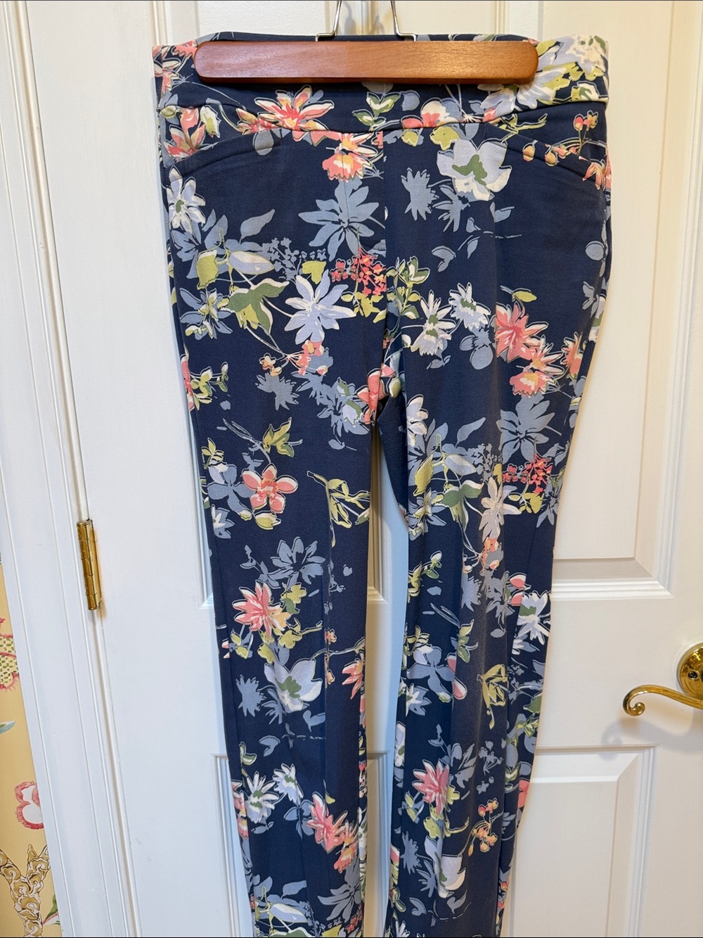 Spartina 449 Women's Navy Floral Stretch pull-on Pants
